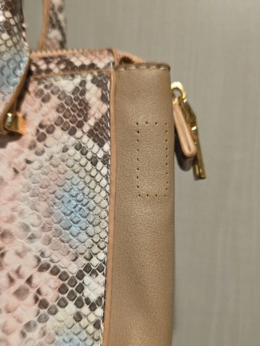 (J51) Kaari Blue Pink and Tan Snake-Print Crossbody Satchel